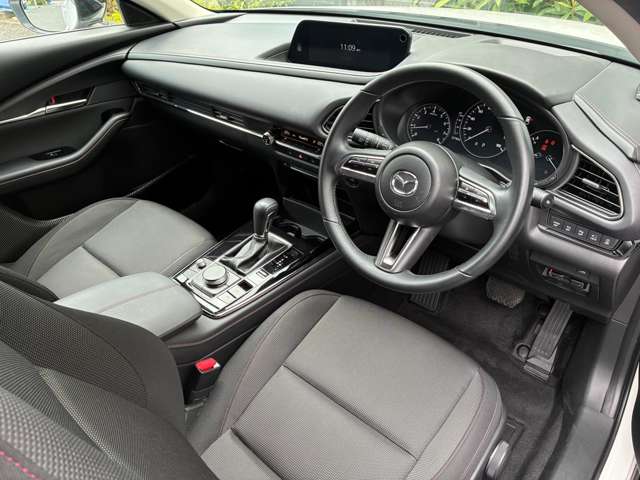Mazda CX-30 6