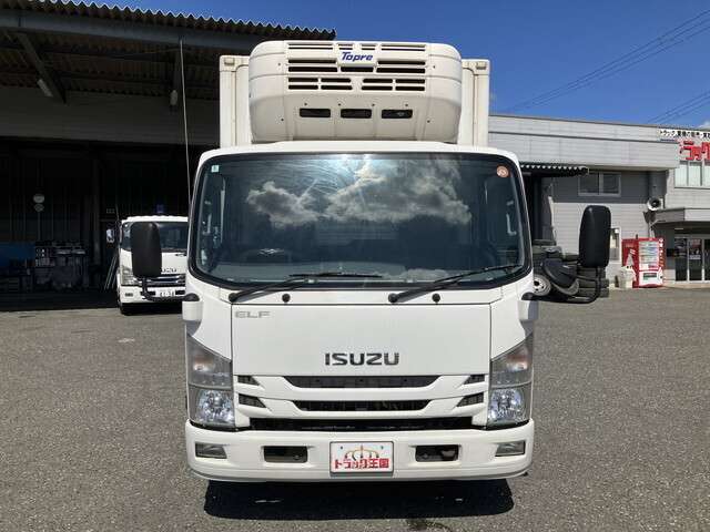 Isuzu Elf 3