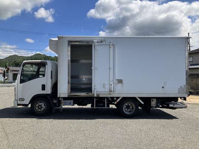 Isuzu Elf 6