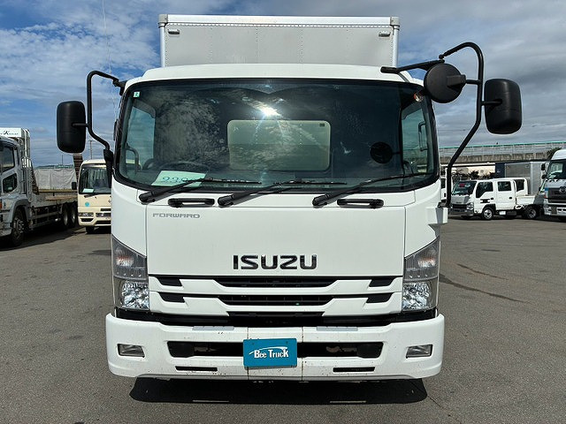 Isuzu Forward 12