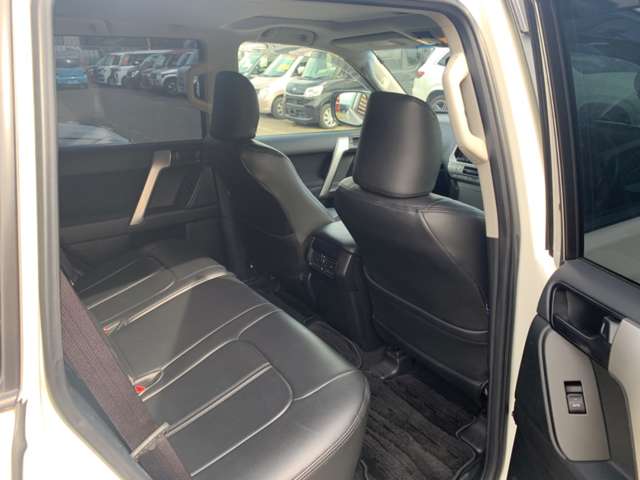 Toyota Land Cruiser Prado 12