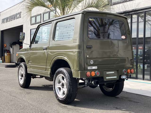 Suzuki Jimny 7