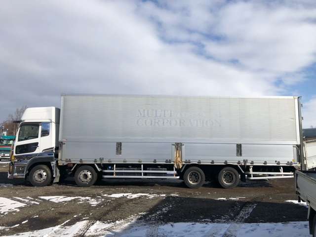 UD Trucks Quon 5