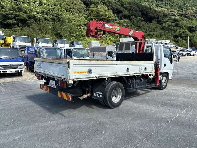 Isuzu Elf 12