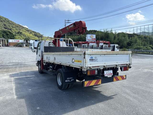 Isuzu Elf 2