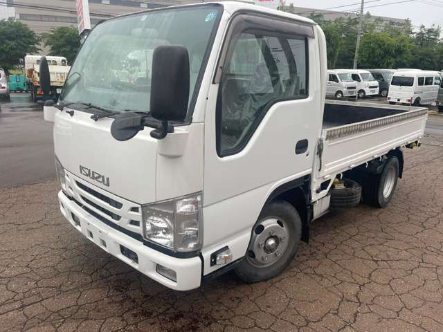 Isuzu Elf 3