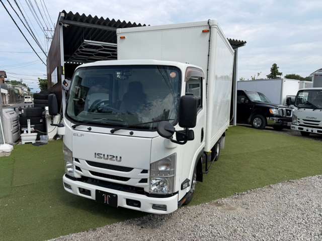 Isuzu Elf 3