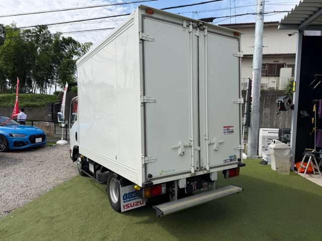 Isuzu Elf 5