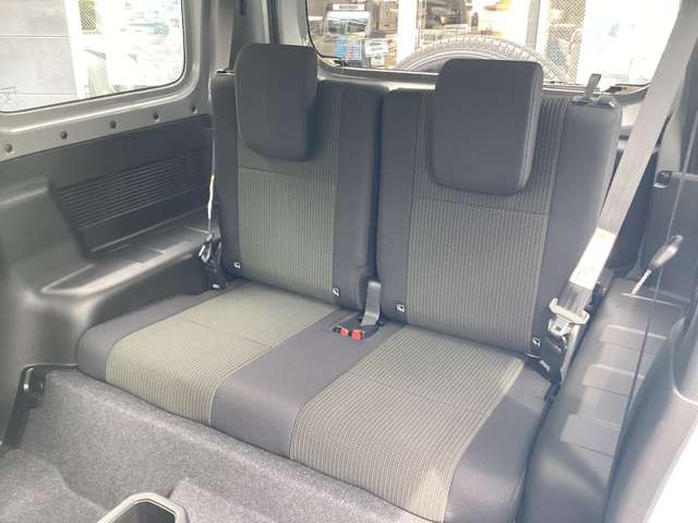Suzuki Jimny 12