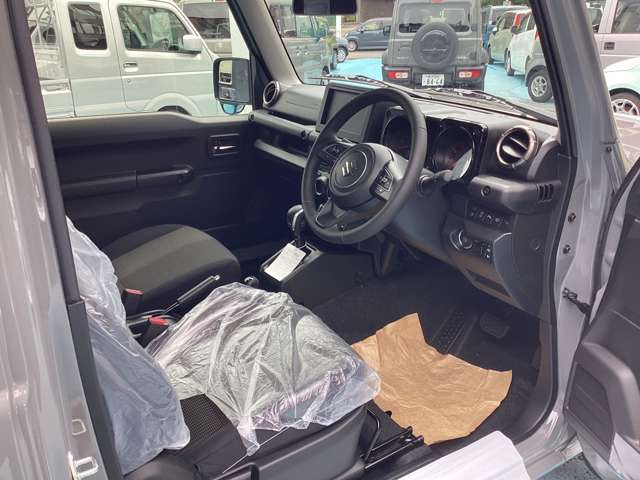 Suzuki Jimny 6