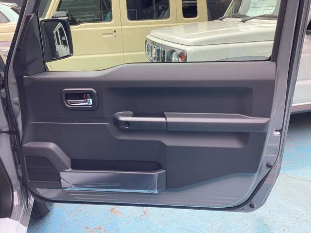 Suzuki Jimny 7