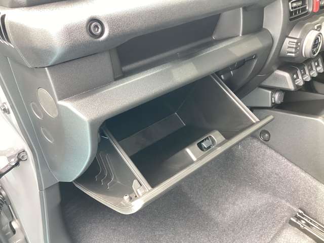 Suzuki Jimny 10