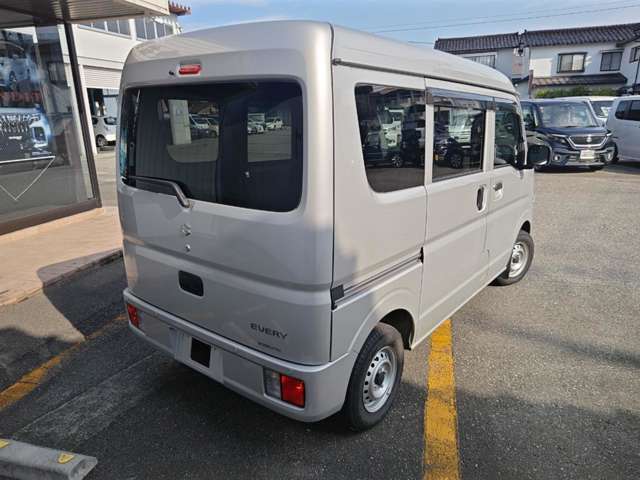 Suzuki Every 7
