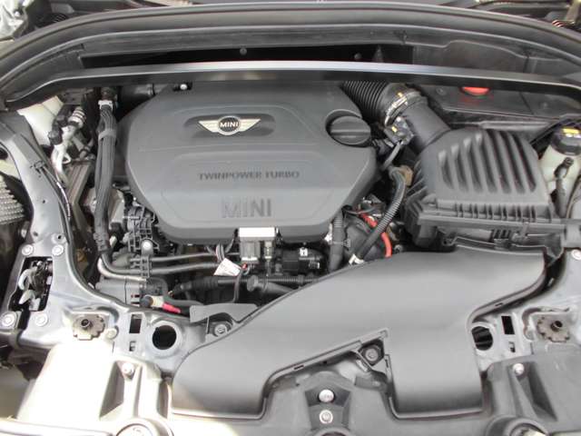 MINI Crossover 6