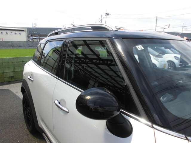 MINI Crossover 9
