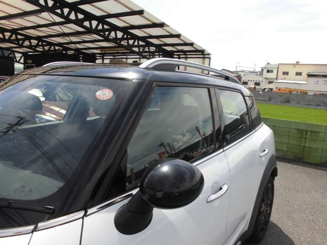 MINI Crossover 10