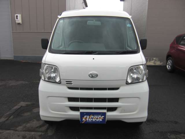 Daihatsu Hijet Cargo 3