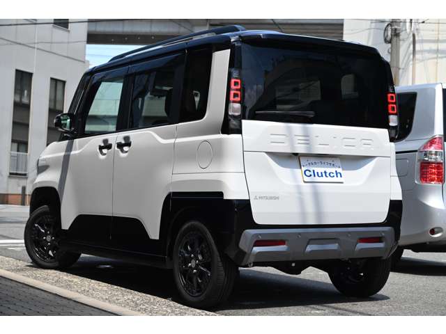 Mitsubishi Delica Mini 5