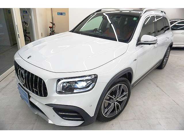 Mercedes-Benz GLB 6
