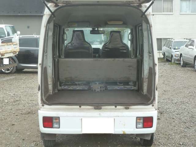 Nissan NV100 Clipper 9