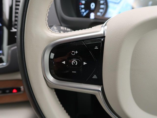 Volvo XC90 9
