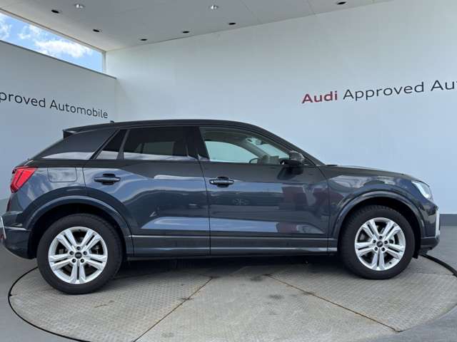 Audi Q2 5