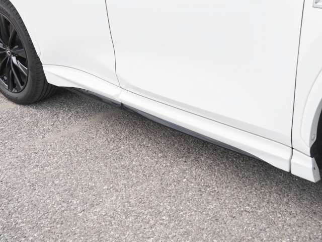 Lexus NX 11