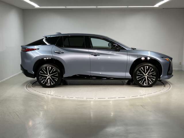 Lexus RZ 3