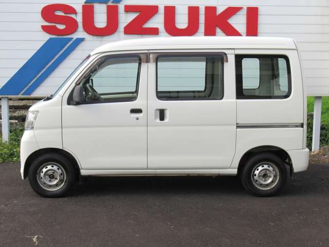 Daihatsu Hijet Cargo 7