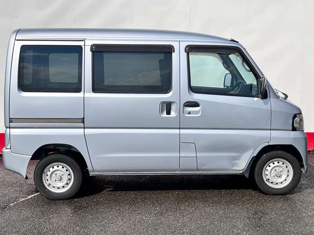 Nissan NV100 Clipper 9