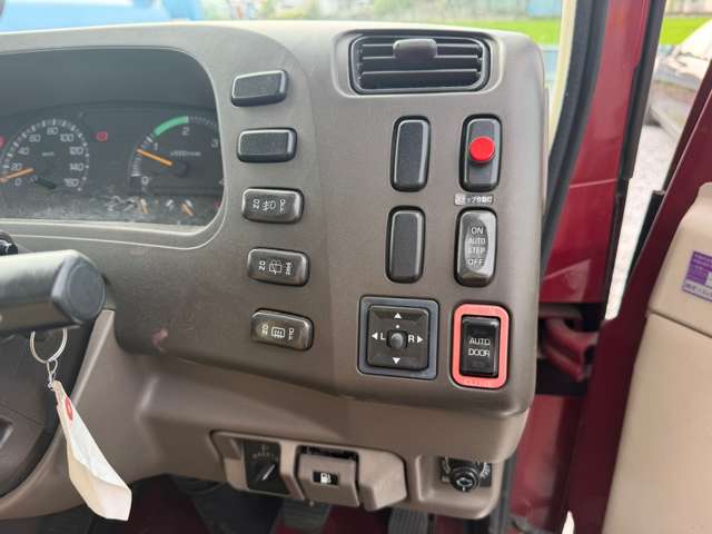 Mitsubishi Fuso Rosa 10