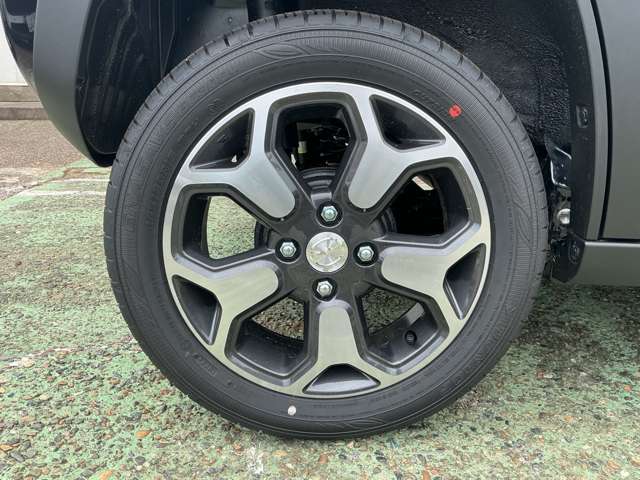 Mazda Flair Crossover 5
