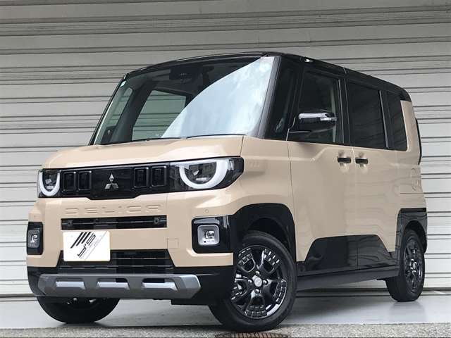 Mitsubishi Delica Mini 12