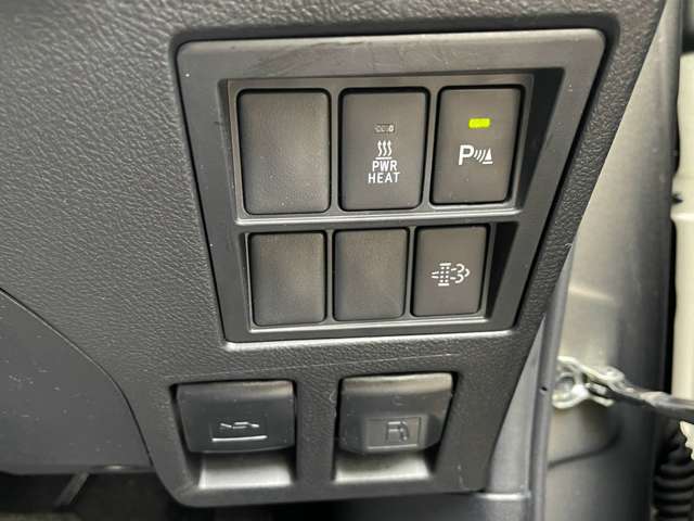 Toyota Hilux 8
