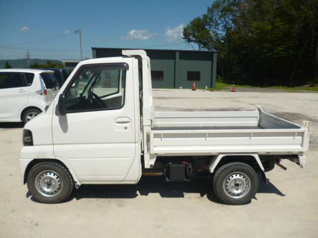 Nissan Clipper Truck 5