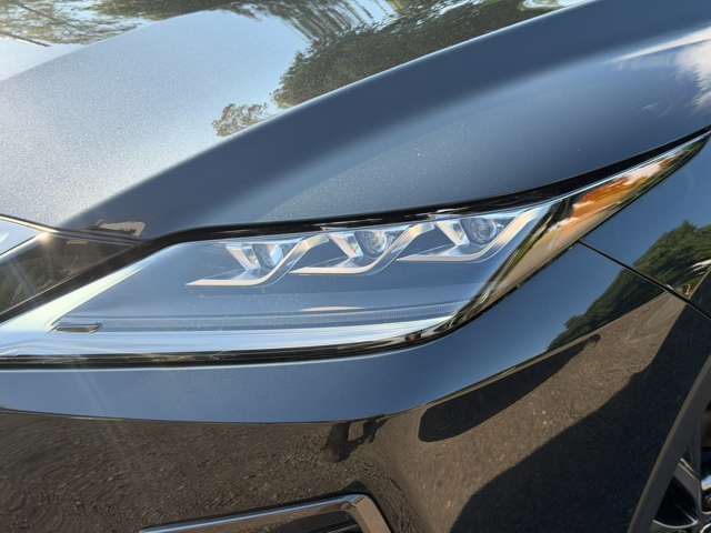 Lexus RX 8