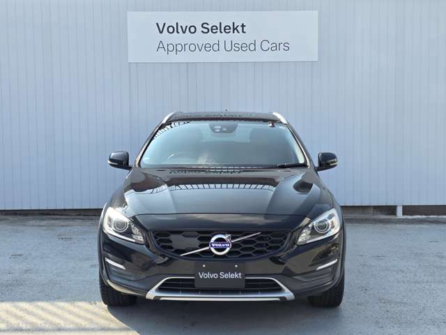 Volvo V60 Cross Country 2