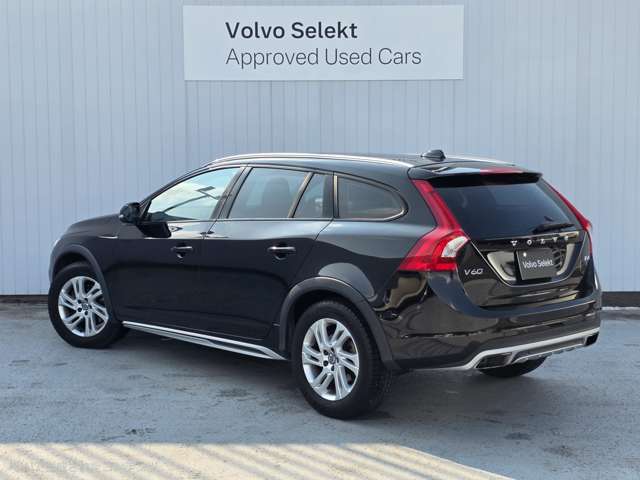 Volvo V60 Cross Country 4