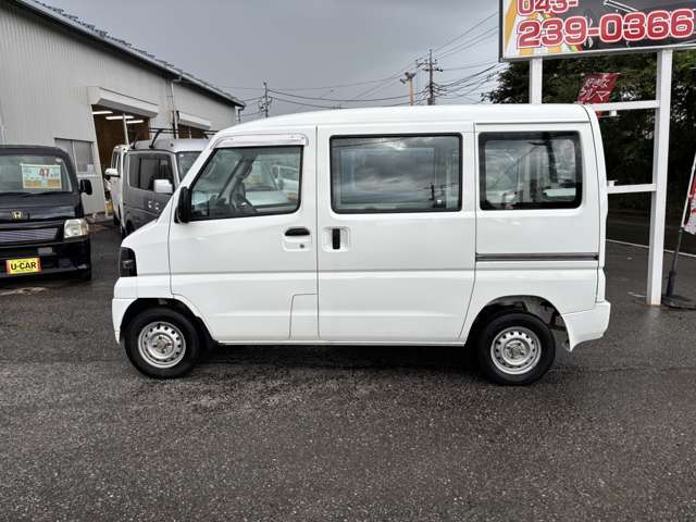 Mitsubishi Minicab Van 11