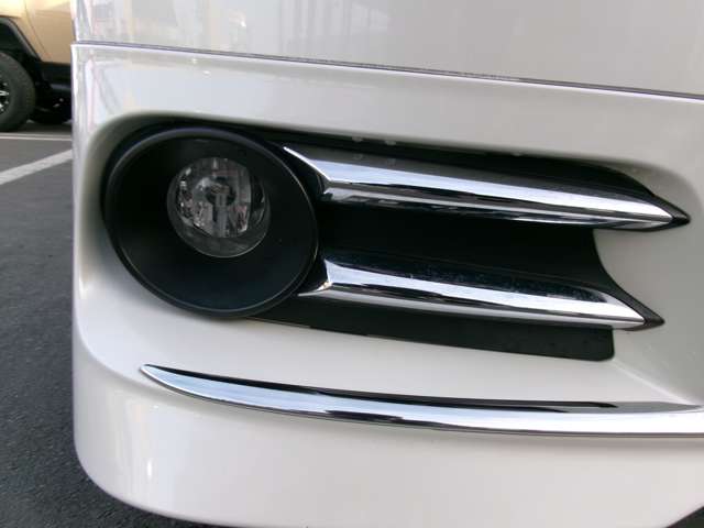 Toyota Esquire 11