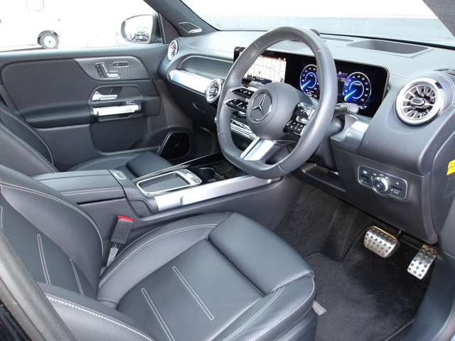 Mercedes-Benz EQB 4