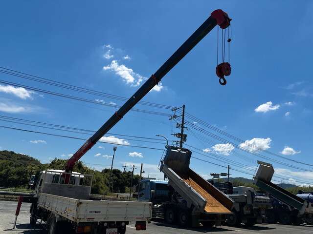 Isuzu Forward 12