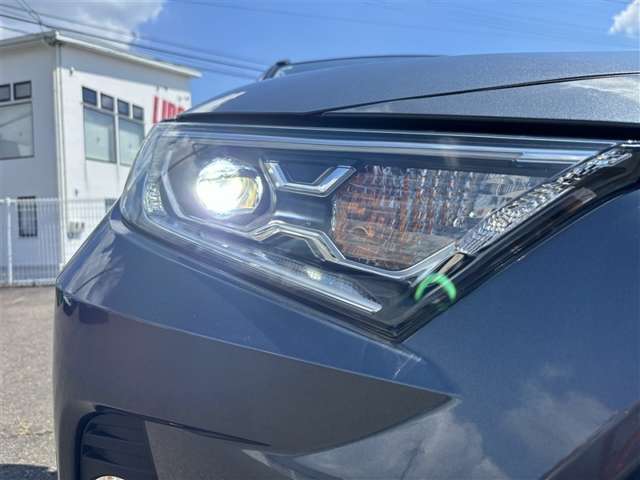 Toyota RAV4 10