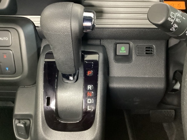 Honda N-VAN 10