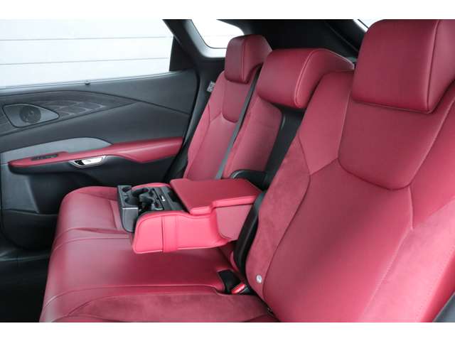Lexus RX 10