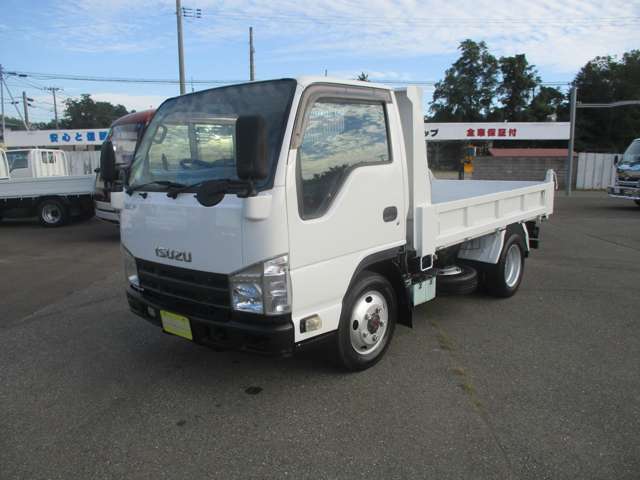 Isuzu Elf 2