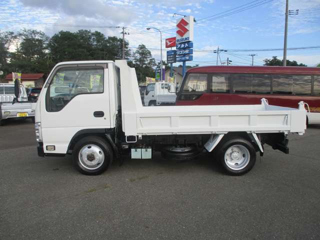 Isuzu Elf 9