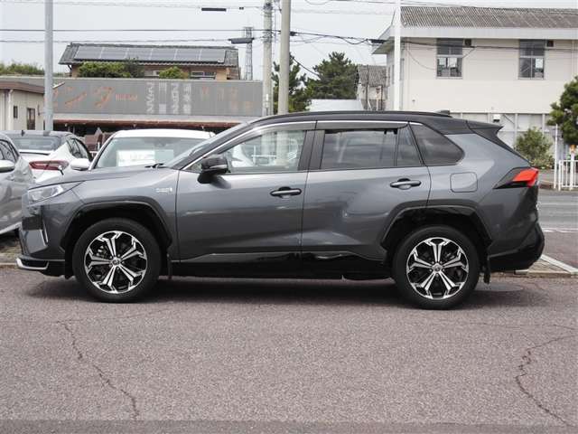 Toyota RAV4 PHV 4