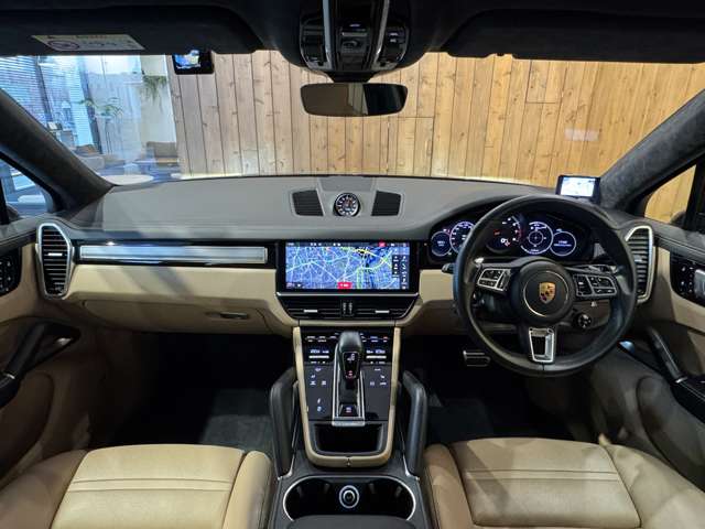 Porsche Cayenne Coupe 10