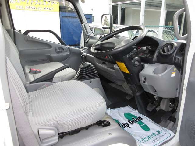 Hino Dutro 10